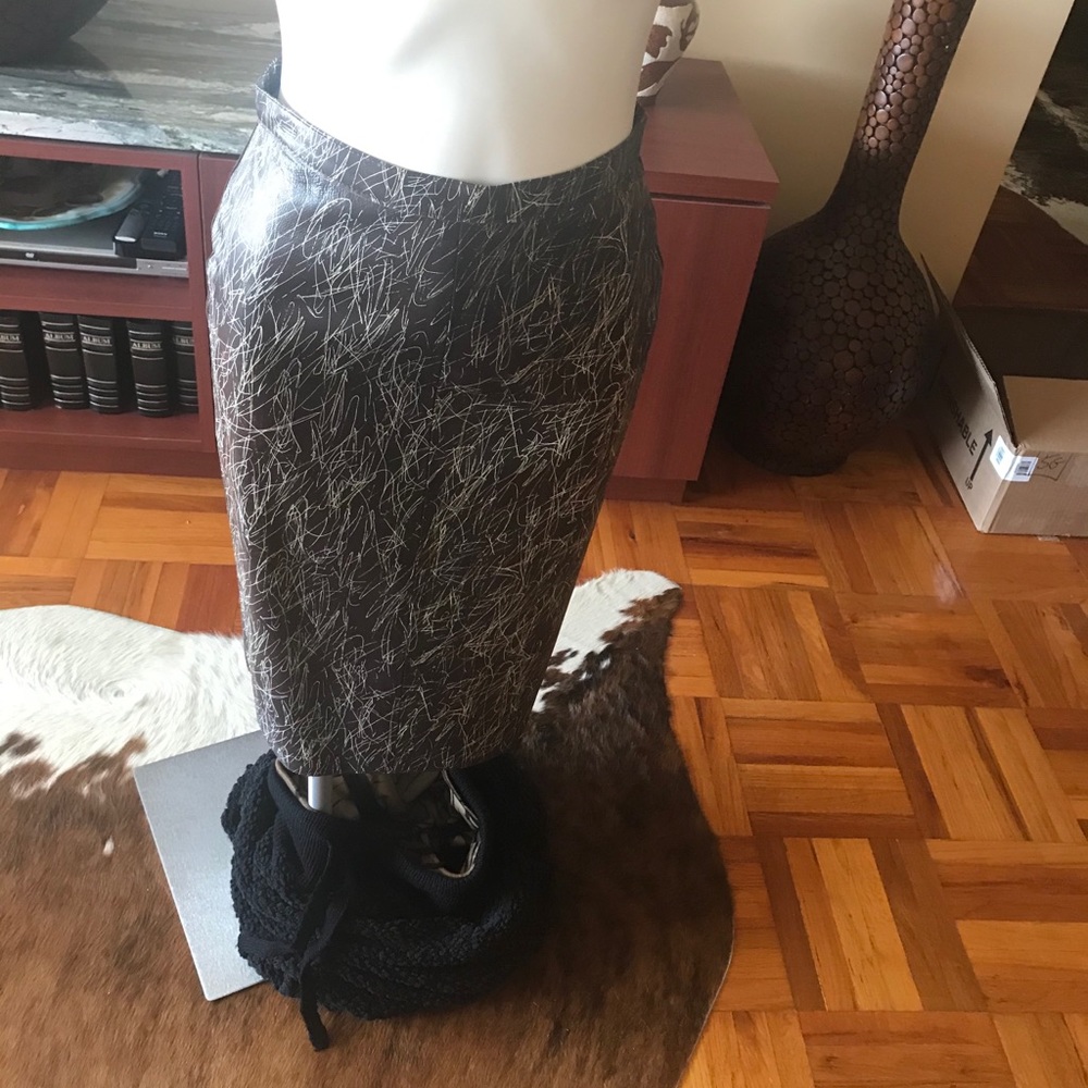 NWT Calvin Klein pencilSkirt100%Leather s2(fit 4/6